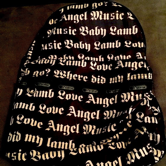 ISO-looking to buy this backpack- - Picture 1 of 1